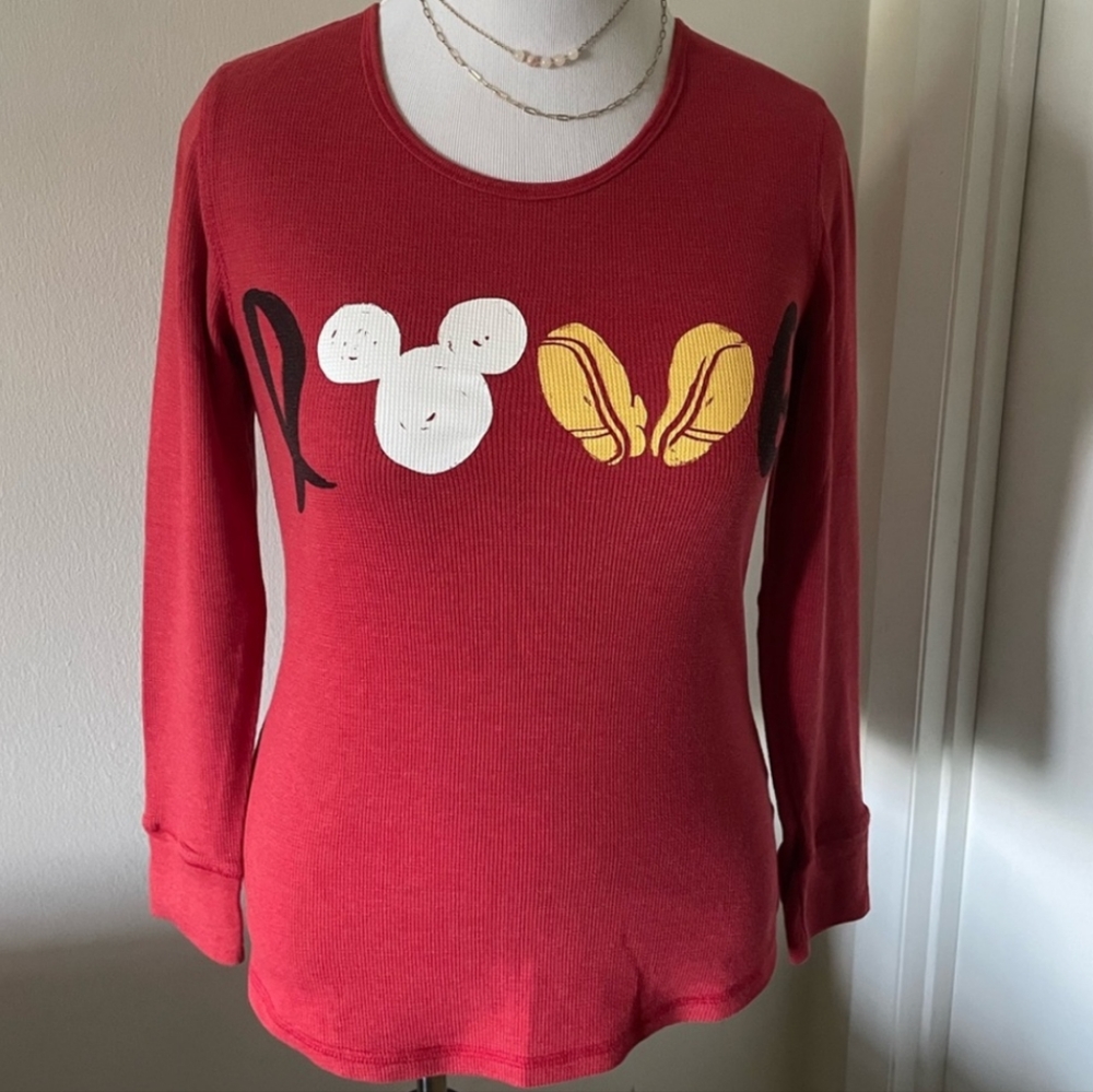EUC DISNEY STORE Mickey Mouse LOVE Graphic Long-Sleeve Cuffed Thermal Top
